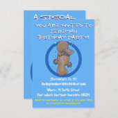 かわいいハッピーハッピーベビーのカートゥーイラストレーション 招待状 (正面/裏面)