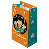 かわいいハッピーバースデーボーイアルパカスインティール(緑がかった色)セラペ スモールペーパーバッグ (裏面アングル)