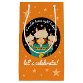 かわいいハッピーバースデーボーイアルパカスインティール(緑がかった色)セラペ スモールペーパーバッグ (正面)