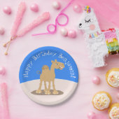 かわいいハッピーパーソナライズされたラクダ誕生日の漫画 ペーパープレート (パーティー)
