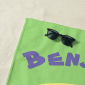 かわいいハッピービッグゴリラ漫画イラストレーション ビーチタオル (インサイチュ)