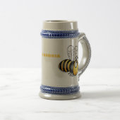 かわいいハッピービー漫画イラストレーション ビールジョッキ (正面右)