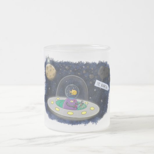 かわいいハッピーフィッシュufo宇宙漫画イラストレーション フロストグラスマグカップ (中央)