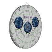 かわいいハッピーブルーベリー紫の漫画イラストレーション ダーツボード (正面左)