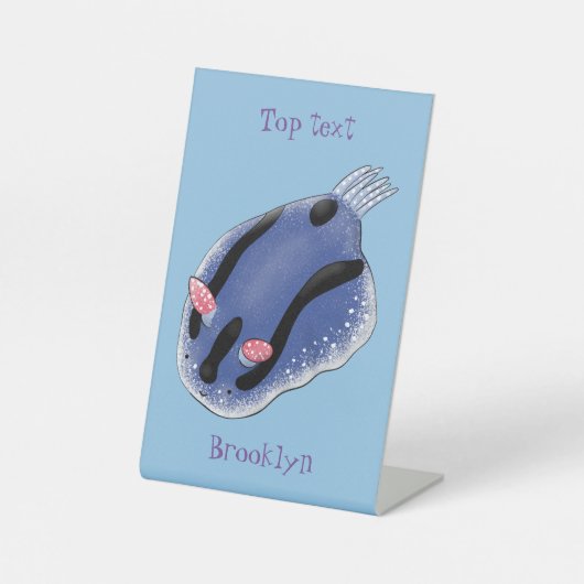 かわいいハッピーブルーnudibranch漫画イラストレーション 台座サイン (正面)