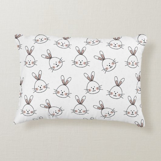 かわいいハッピーホワイトイースターバニー アクセントクッション (裏面)