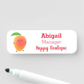 かわいいハッピーマンゴー黄色の漫画イラストレーション 名札 (インサイチュ)