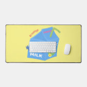 かわいいハッピーミルクパックキャラクター漫画 デスクマット (キーボード&マウス)