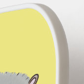 かわいいハッピーラクーンベビー漫画イラストレーション ピックルボールラケット (左詳細)