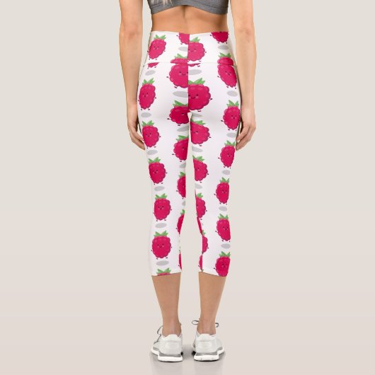 かわいいハッピーラズベリー漫画イラストレーション カプリレギンス (裏面)