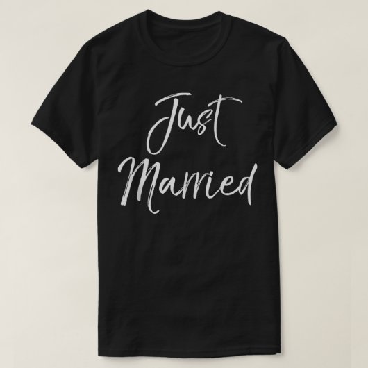 かわいいハネムーンギフトforハス妻たった今結婚しました tシャツ (デザイン正面)
