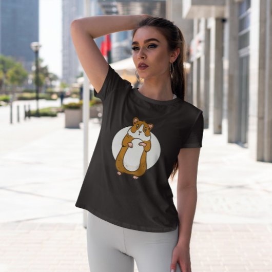 かわいいハムスターが立つ Tシャツ