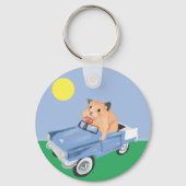 かわいいハムスターが青い車を運転しています キーホルダー (裏面)