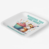 かわいいハムスターリフティングカップケーキハムスター誕生日 ペーパープレート (傾斜あり)