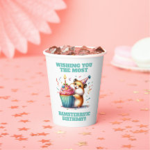 かわいいハムスターリフティングカップケーキハムスター誕生日