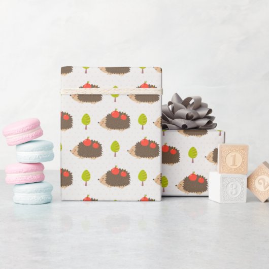 かわいいハリネズミ運のリンゴ ラッピングペーパー (ベビーシャワー)