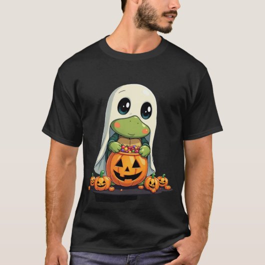 かわいいハロウィンの亀の幽霊とキャンディ(5) Tシャツ (正面)