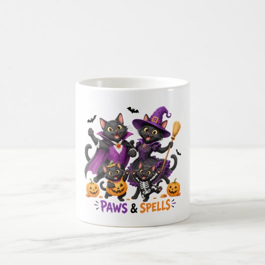 かわいいハロウィンの猫の肉球と魔法 コーヒーマグカップ (中央)