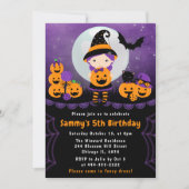 かわいいハロウィンの魔女とカボチャの誕生日パーティー 招待状 (正面)