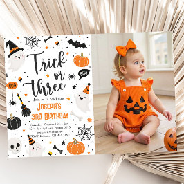 かわいいハロウィン3歳の誕生日パーティー トリックオアスリー 招待状