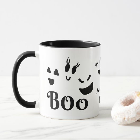 かわいいハロウィン 黒と白のブーおばけの顔 マグカップ (ドーナツ)