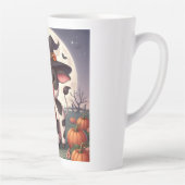 かわいいハロウィーンの魔女牛 カフェラテマグ (右)