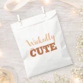 かわいいハロウィーンの魔女 | 愛し不気味い フェイバーバッグ (クリップ留めされた状態)