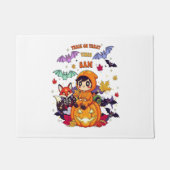 かわいいハロウィーンをトリックまたは治療 ドアマット (正面)