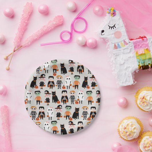 かわいいハロウィーンキッズイラストレーション ペーパープレート (パーティー)