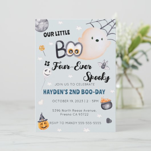 かわいいハロウィーン4歳の誕生日ボーイ4回不気味 招待状 (スタンド正面)