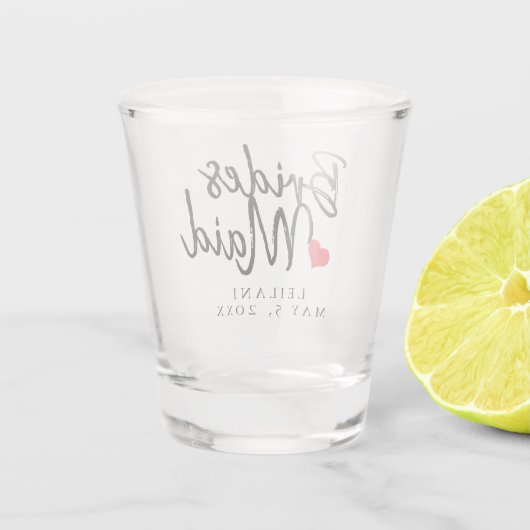 かわいいハートの新婦付添人のギフト ショットグラス (裏面)
