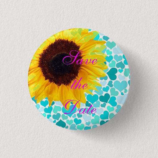 かわいいハートを結婚する日付の花嫁のヒマワリを救って下さい 缶バッジ (正面)