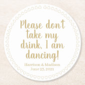 かわいいハートカスタム金ゴールド文字名の日付結婚の ラウンドペーパーコースター (正面)