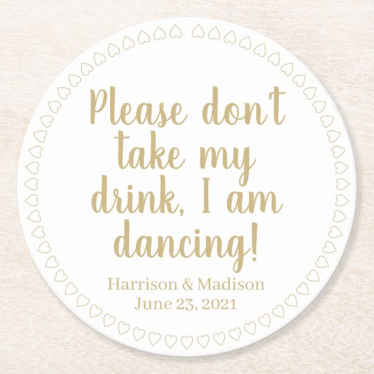 かわいいハートカスタム金ゴールド文字名の日付結婚の ラウンドペーパーコースター (正面)