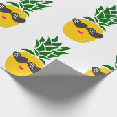 かわいいハート型サングラスパイナップルブラック ラッピングペーパー (角)