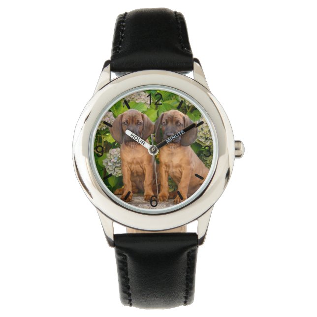 かわいいバイエルンの山犬の子犬と花 腕時計 (正面)