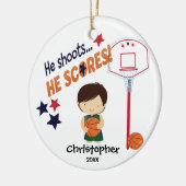 かわいいバスケットボール選手のスポーツのクリスマスのオーナメント セラミックオーナメント (左)