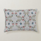 かわいいバタフライミントグリーンピンク刺繍フローラ アクセントクッション (正面)