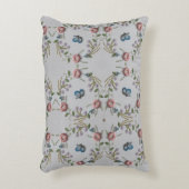 かわいいバタフライミントグリーンピンク刺繍フローラ アクセントクッション (正面(垂直))
