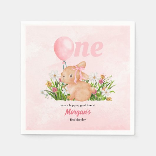 かわいいバニーがピンクの女の子を1人誕生 スタンダードカクテルナプキン (正面)