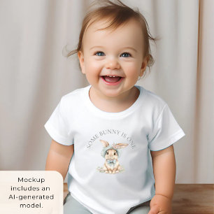 かわいいバニーは1つの曲がった文字 ベビーTシャツ