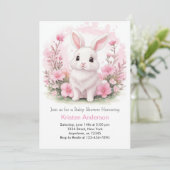 かわいいバニーワイルドフラワーピンクの女の子ベビーシャワー 招待状 (スタンド正面)