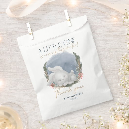 かわいいバニー雪の冬の赤ちゃんシャワー フェイバーバッグ (クリップ留めされた状態)