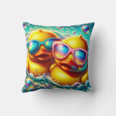 「かわいいバブルバスゴムアヒル」 クッション (裏面)