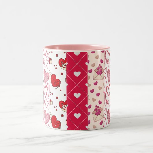 かわいいバレンタインデーのコラージュ ツートーンマグカップ (中央)