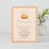 かわいいパイ かぼちゃパイ 秋のチェック柄 初めての誕生日 招待状 (スタンド正面)