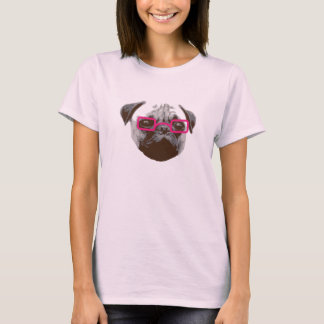 かわいいパグのヒップスター ピンクのメガネ Tシャツ