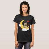 かわいいパグオンザムーンバレンタインデー美しい Tシャツ (正面フル)