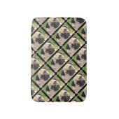 かわいいパグ バスマット (正面縦)