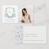 かわいいパステルブルーワイルドフラワーフォトクレストモノグラム 名刺 (正面/裏面)